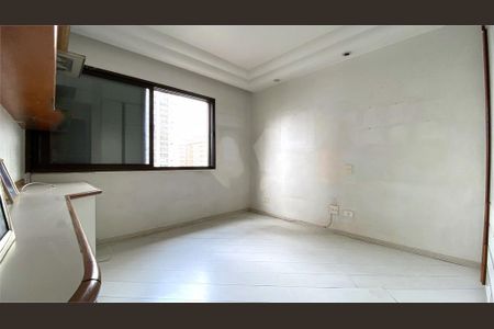 Apartamento à venda com 253m², 4 quartos e 4 vagas