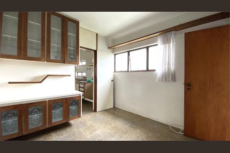 Apartamento à venda com 253m², 4 quartos e 4 vagas