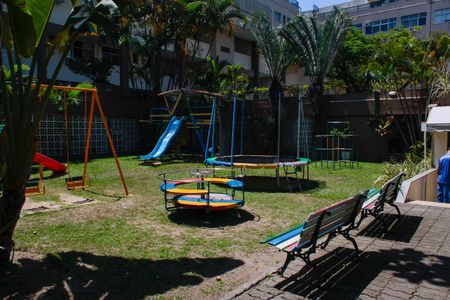 Apartamento à venda com 178m², 4 quartos e 2 vagasÁrea comum - Playground