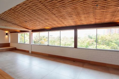 Apartamento à venda com 178m², 4 quartos e 2 vagasSala