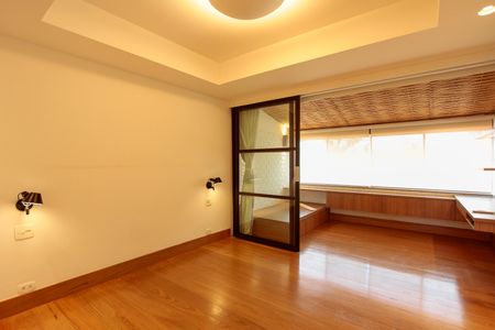 Apartamento à venda com 178m², 4 quartos e 2 vagasSuíte