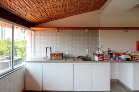 Apartamento à venda com 178m², 4 quartos e 2 vagasSala