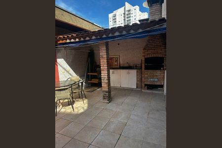 Casa à venda com 198m², 3 quartos e 3 vagas