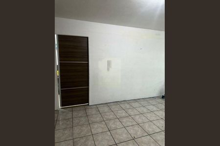 Casa à venda com 3 quartos, 198m² em Jardim das Vertentes, São Paulo