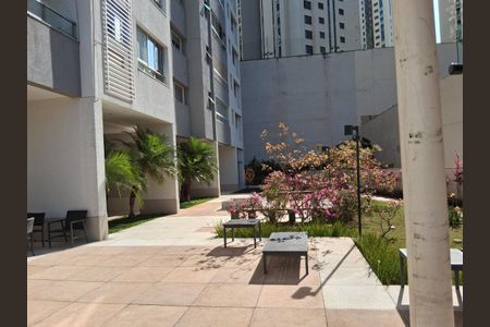 Apartamento à venda com 66m², 2 quartos e 2 vagas