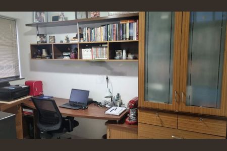 Apartamento à venda com 3 quartos, 168m² em Vila Regente Feijó, São Paulo