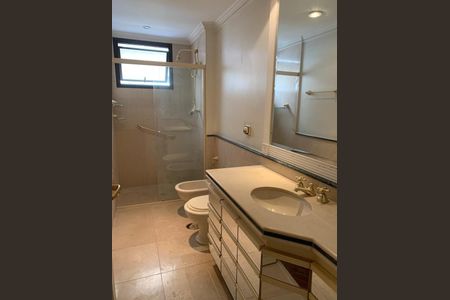 Apartamento à venda com 335m², 4 quartos e 6 vagas
