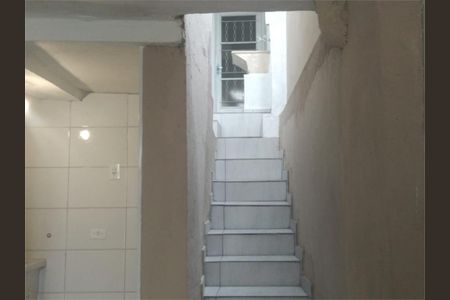 Casa à venda com 216m², 6 quartos e sem vaga