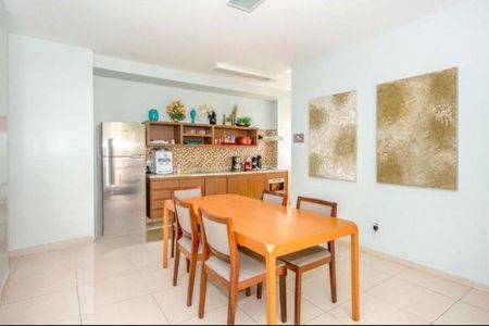 Apartamento à venda com 3 quartos, 70m² em Vila Sao Paulo, São Paulo