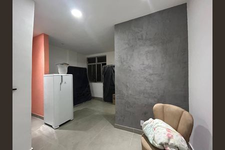 Apartamento à venda com 19m², 1 quarto e sem vaga