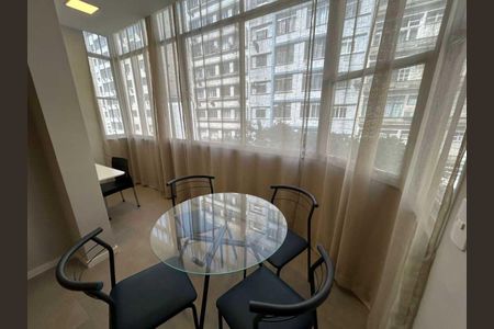 Apartamento à venda com 59m², 1 quarto e sem vaga