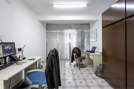 Casa à venda com 5 quartos, 258m² em Aclimação, São Paulo