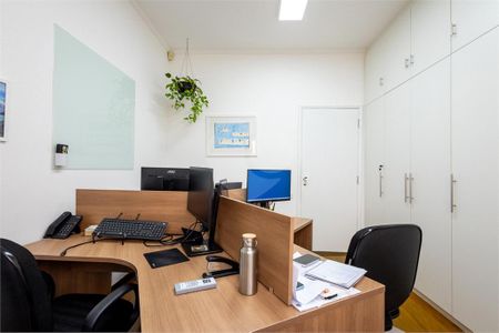 Casa à venda com 5 quartos, 258m² em Aclimação, São Paulo