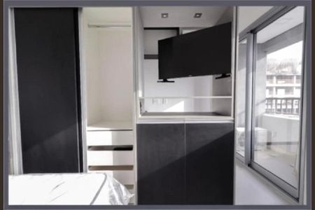 Apartamento para alugar com 1 quarto, 24m² em Vila Olímpia, São Paulo