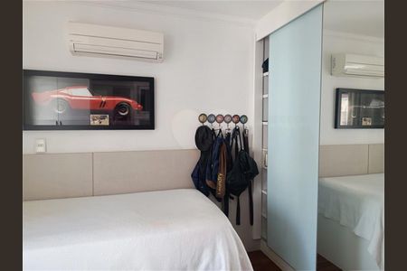 Apartamento à venda com 213m², 3 quartos e 3 vagas