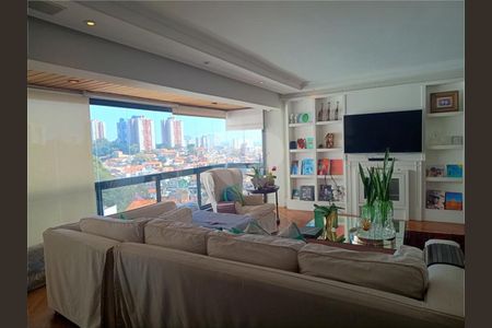 Apartamento à venda com 213m², 3 quartos e 3 vagas