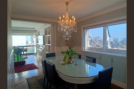 Apartamento à venda com 213m², 3 quartos e 3 vagas