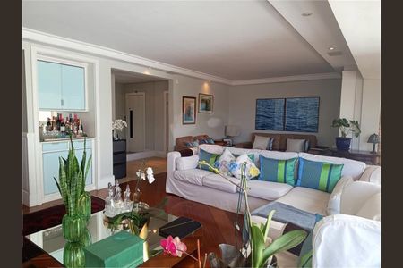 Apartamento à venda com 213m², 3 quartos e 3 vagas