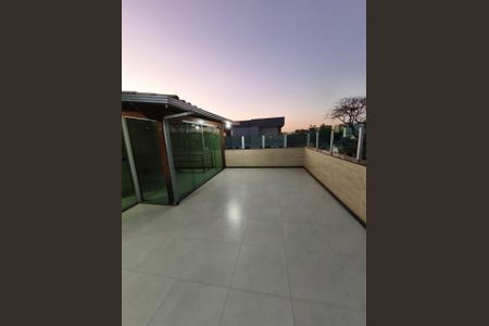 Apartamento à venda com 135m², 3 quartos e 1 vaga