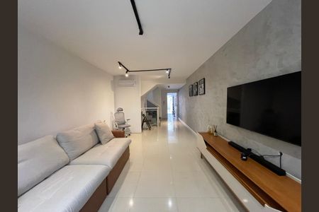 Sala de casa de condomínio à venda com 3 quartos, 170m² em Vila Antonio, São Paulo