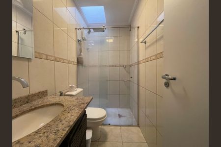 Casa de condomínio à venda com 170m², 3 quartos e 2 vagas Casa de condomínio à venda com 170m², 3 quartos e 2 vagasBanheiro Social