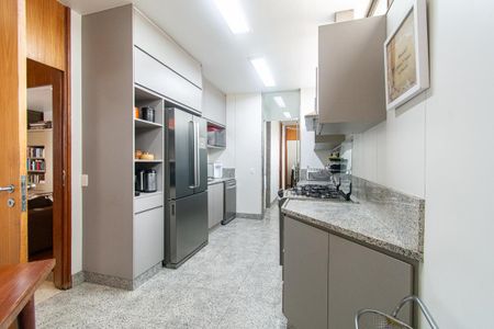 Apartamento à venda com 212m², 4 quartos e 3 vagas Apartamento à venda com 212m², 4 quartos e 3 vagasCozinha