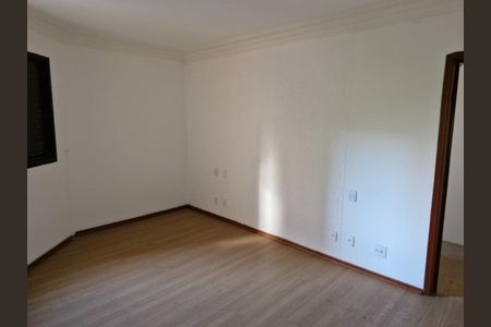 Apartamento à venda com 4 quartos, 172m² em Cambuí, Campinas