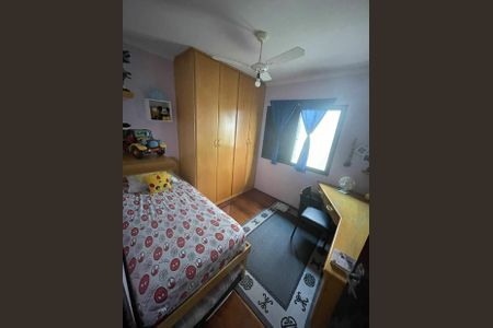 Casa à venda com 3 quartos, 280m² em Vila Scarpelli, Santo André