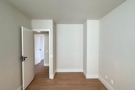 Apartamento à venda com 148m², 4 quartos e 2 vagasQuarto 3