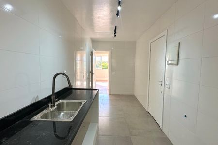 Apartamento à venda com 148m², 4 quartos e 2 vagasCozinha