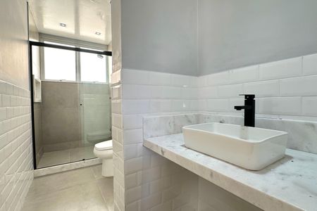 Apartamento à venda com 148m², 4 quartos e 2 vagasBanheiro da Suíte