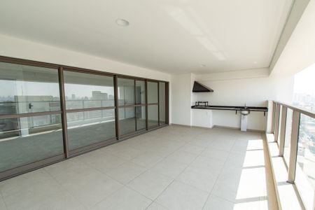 Apartamento à venda com 142m², 3 quartos e 2 vagasVaranda