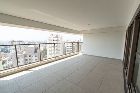 Apartamento à venda com 142m², 3 quartos e 2 vagasVaranda