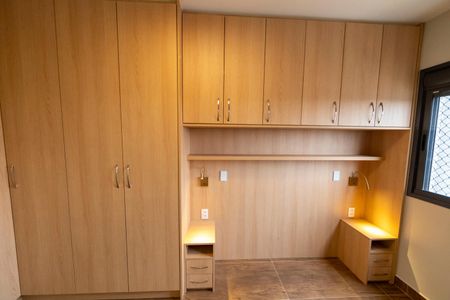 Apartamento para alugar com 56m², 2 quartos e 1 vaga Apartamento para alugar com 56m², 2 quartos e 1 vagaSuite