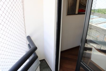 Sacada de apartamento à venda com 3 quartos, 86m² em Jardim Analia Franco, São Paulo