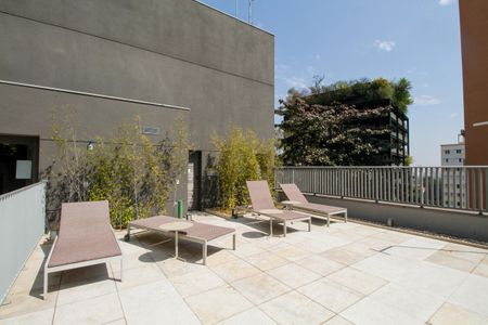 Studio à venda com 25m², 1 quarto e sem vagaÁrea Comum - Piscina