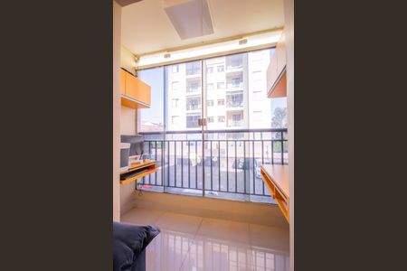 Sacada de apartamento à venda com 3 quartos, 54m² em Conceicao, Osasco