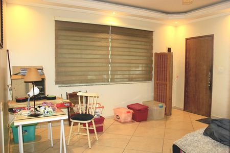 Sala 1 de casa para alugar com 4 quartos, 220m² em Vila Saiago, Guarulhos