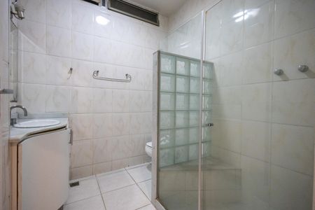 Apartamento à venda com 126m², 3 quartos e 1 vagaBanheiro Social
