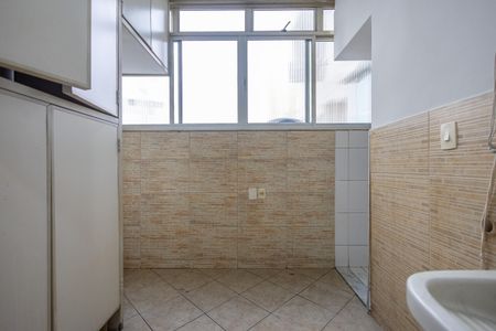 Apartamento à venda com 126m², 3 quartos e 1 vagaÁrea de Serviço