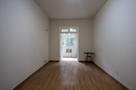 Apartamento à venda com 126m², 3 quartos e 1 vagaQuarto 2