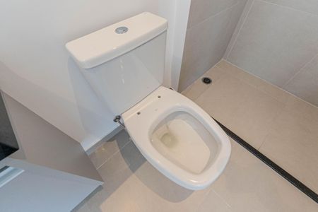 Studio à venda com 52m², 1 quarto e sem vaga Studio à venda com 52m², 1 quarto e sem vagaBanheiro