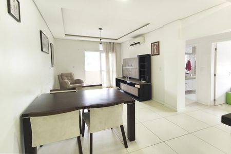 Apartamento para alugar com 60m², 3 quartos e sem vaga Apartamento para alugar com 60m², 3 quartos e sem vagaSala