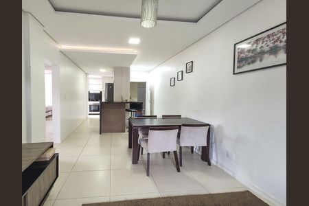 Apartamento para alugar com 60m², 3 quartos e sem vaga Apartamento para alugar com 60m², 3 quartos e sem vagaSala