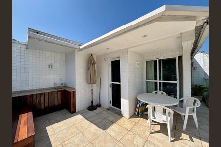 Apartamento para alugar com 130m², 3 quartos e 2 vagas Apartamento para alugar com 130m², 3 quartos e 2 vagasCobertura