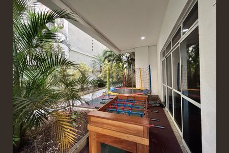 Apartamento para alugar com 130m², 3 quartos e 2 vagas Apartamento para alugar com 130m², 3 quartos e 2 vagasÁrea comum - playground