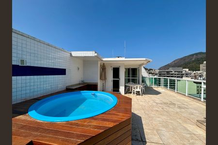 Apartamento para alugar com 130m², 3 quartos e 2 vagas Apartamento para alugar com 130m², 3 quartos e 2 vagasCobertura