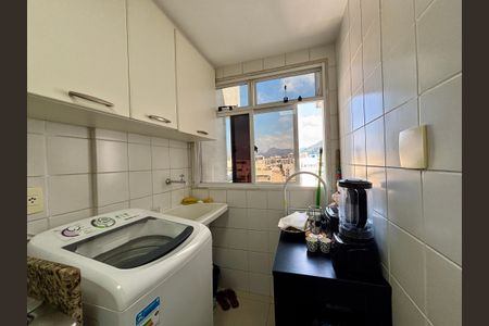 Apartamento para alugar com 130m², 3 quartos e 2 vagas Apartamento para alugar com 130m², 3 quartos e 2 vagasÁrea de Serviço