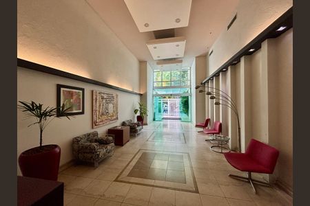 Apartamento para alugar com 130m², 3 quartos e 2 vagas Apartamento para alugar com 130m², 3 quartos e 2 vagasPortaria