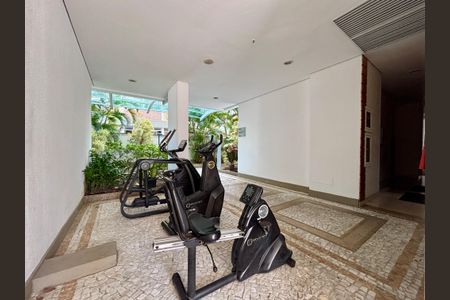Apartamento para alugar com 130m², 3 quartos e 2 vagas Apartamento para alugar com 130m², 3 quartos e 2 vagasÁrea comum - academia 1